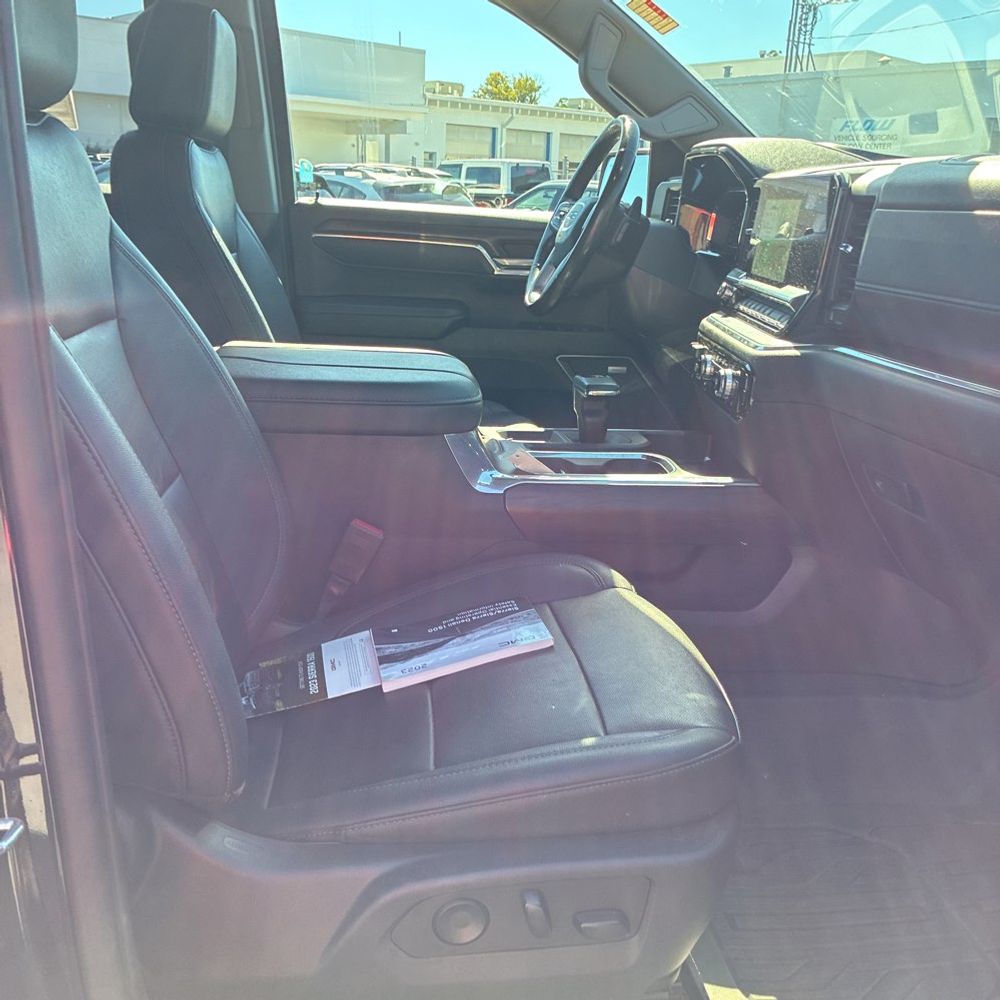 2023 GMC Sierra 1500 SLT