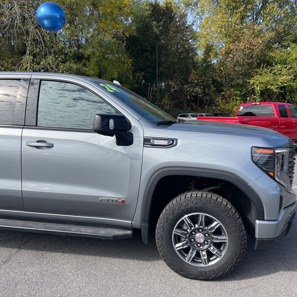 2024 GMC Sierra 1500 AT4