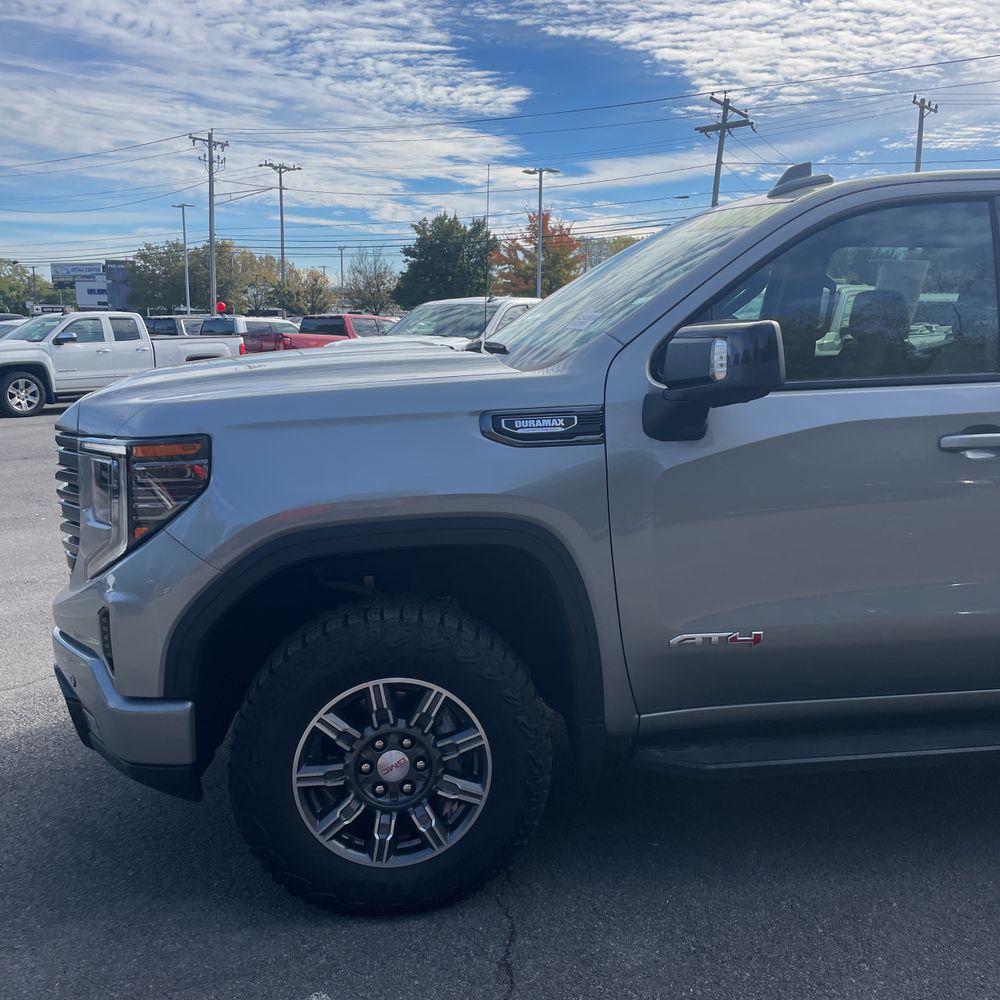 2024 GMC Sierra 1500 AT4