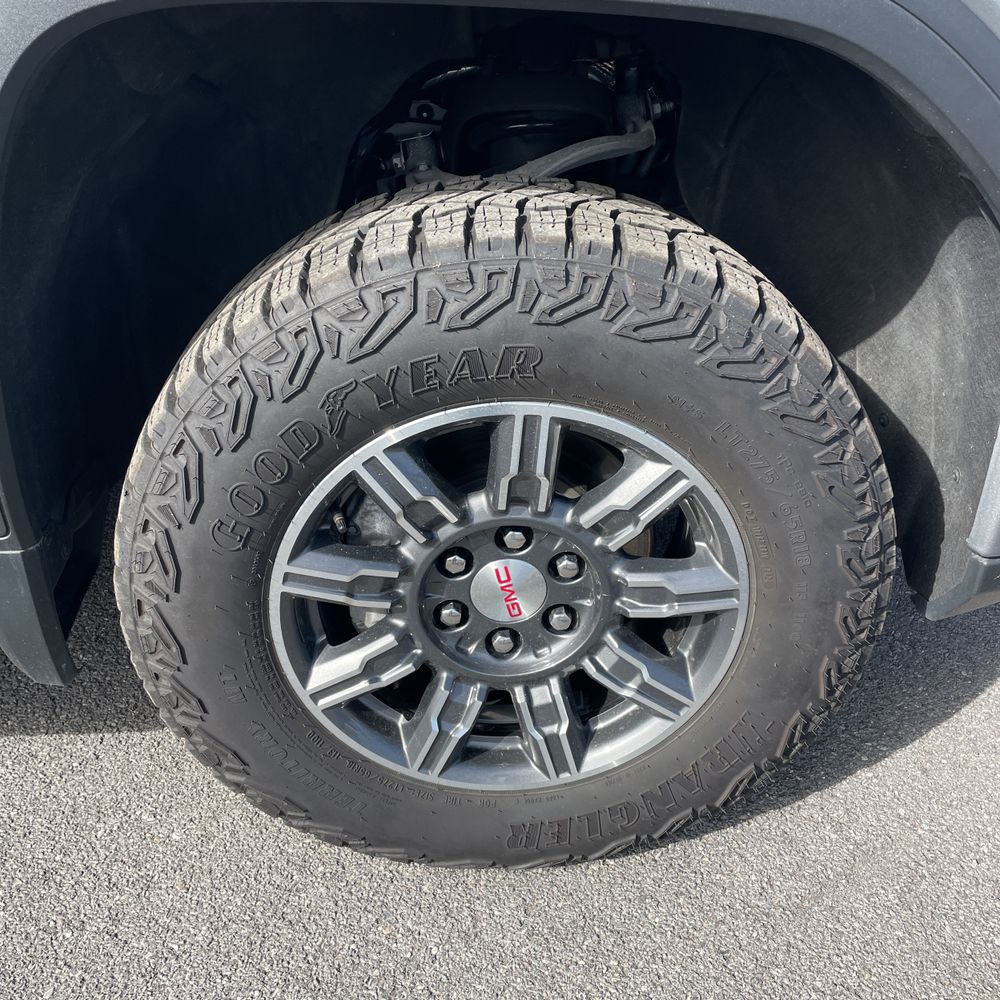 2024 GMC Sierra 1500 AT4