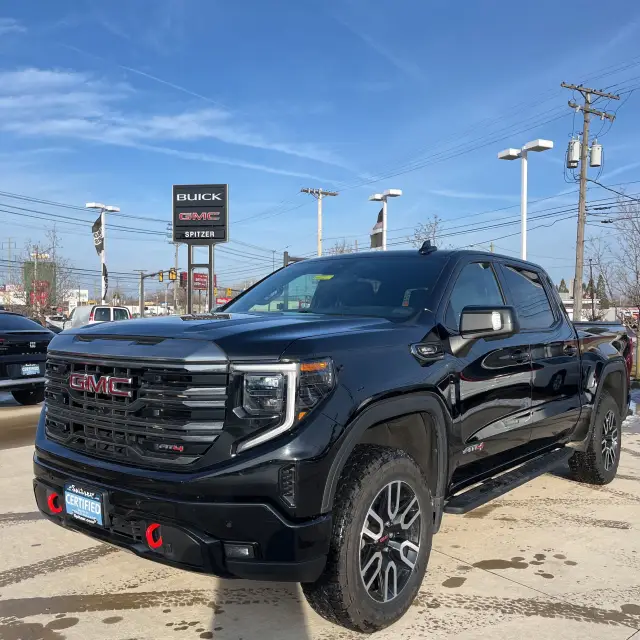 2024 GMC Sierra 1500 AT4