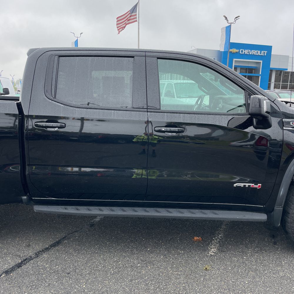 2023 GMC Sierra 1500 AT4