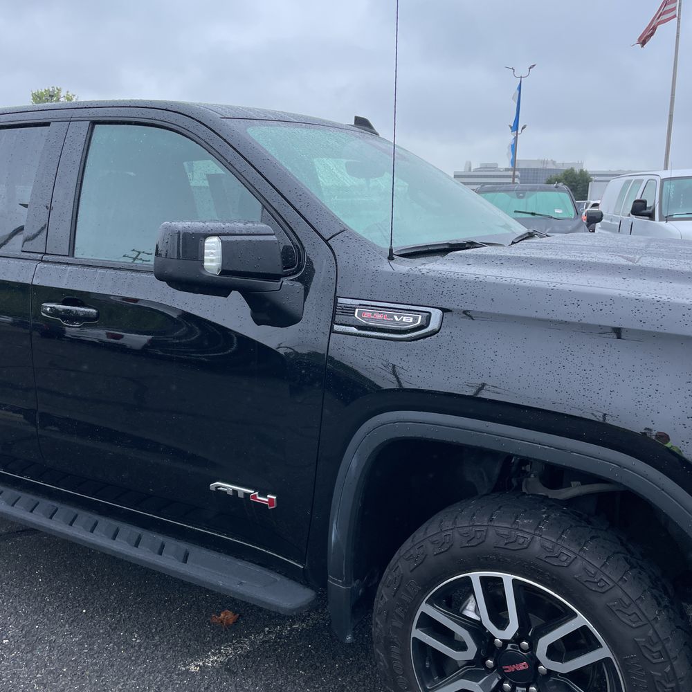 2023 GMC Sierra 1500 AT4