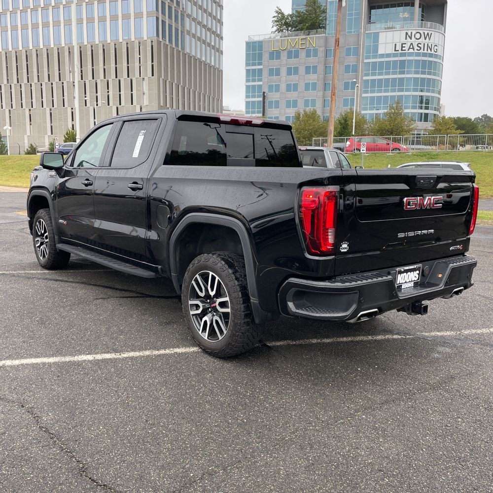 2023 GMC Sierra 1500 AT4