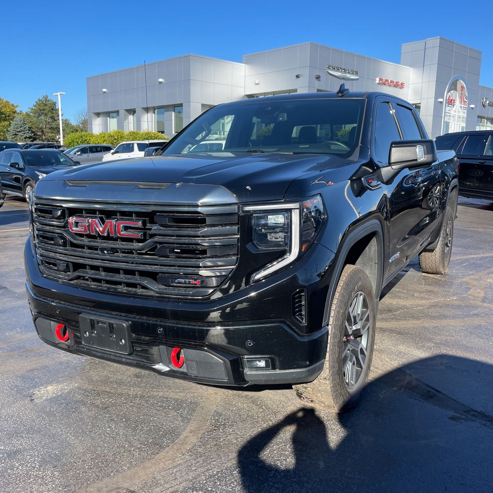 2023 GMC Sierra 1500 AT4