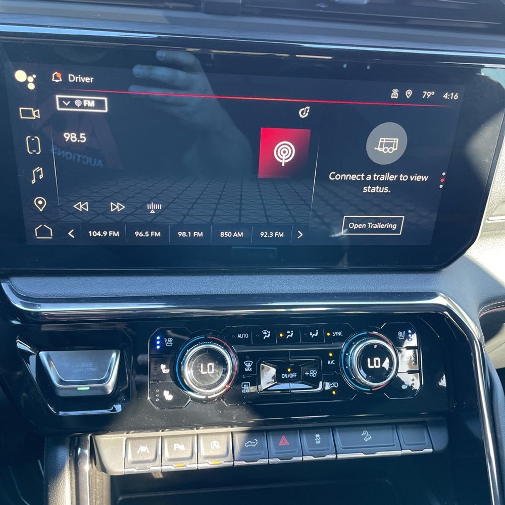 2023 GMC Sierra 1500 AT4