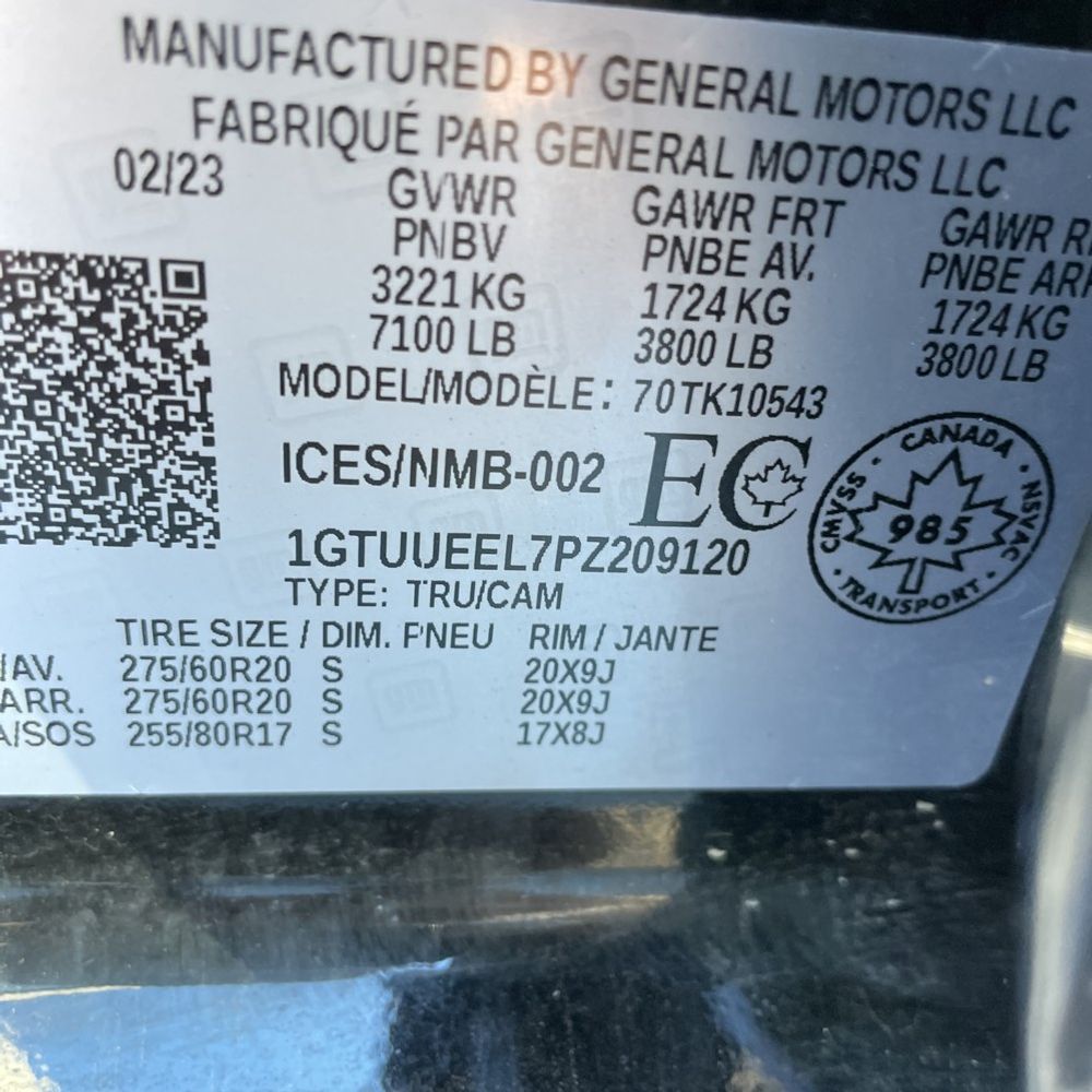 2023 GMC Sierra 1500 AT4
