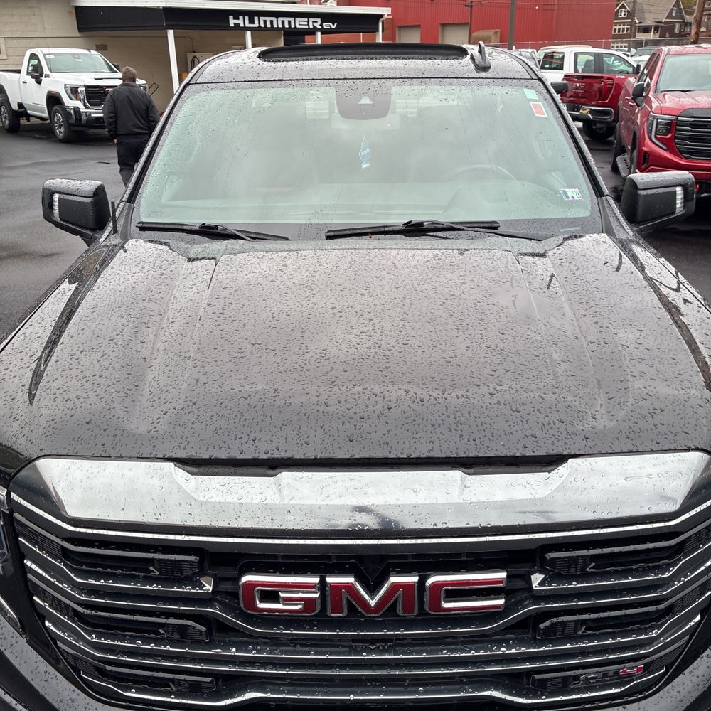 2024 GMC Sierra 1500 AT4