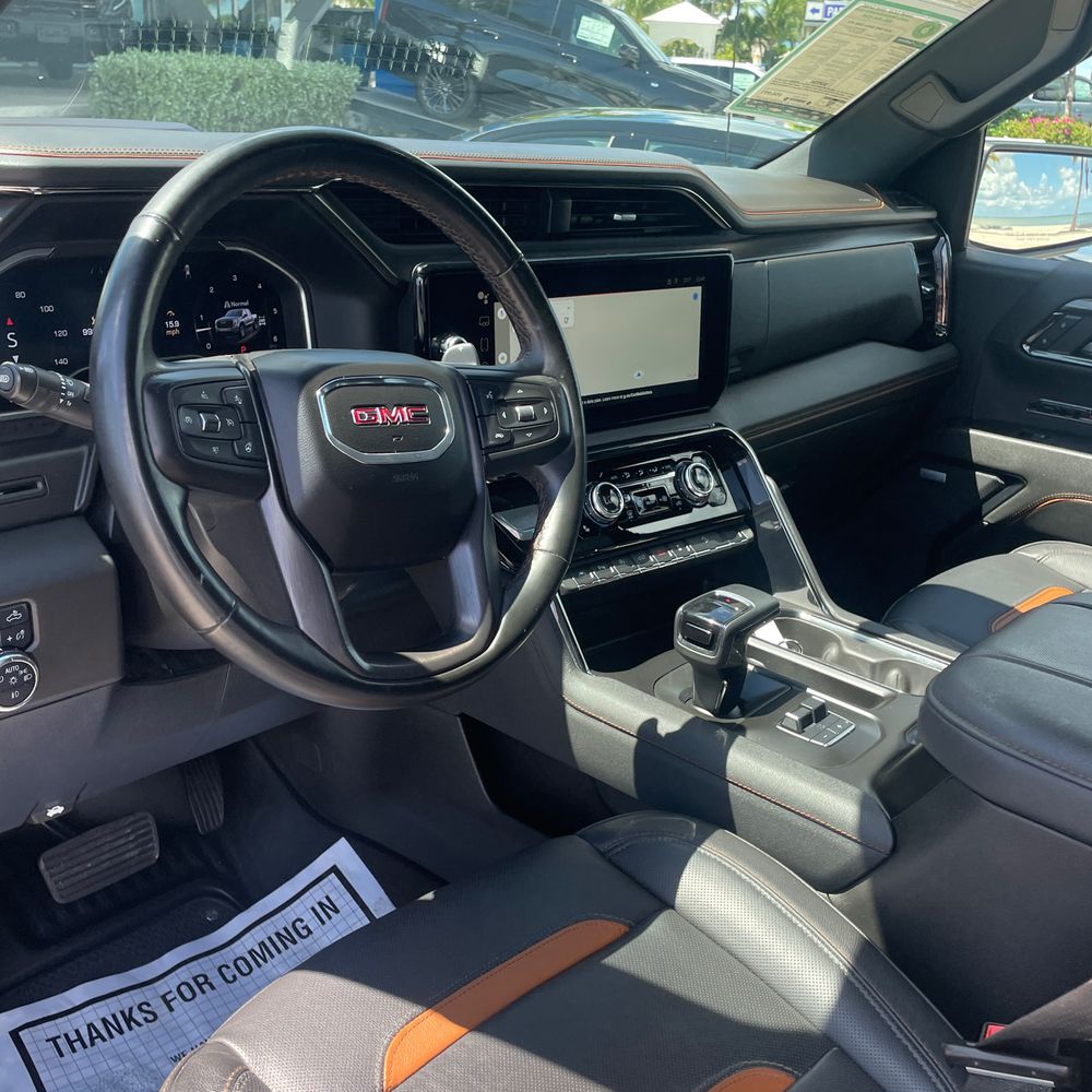 2024 GMC Sierra 1500 AT4