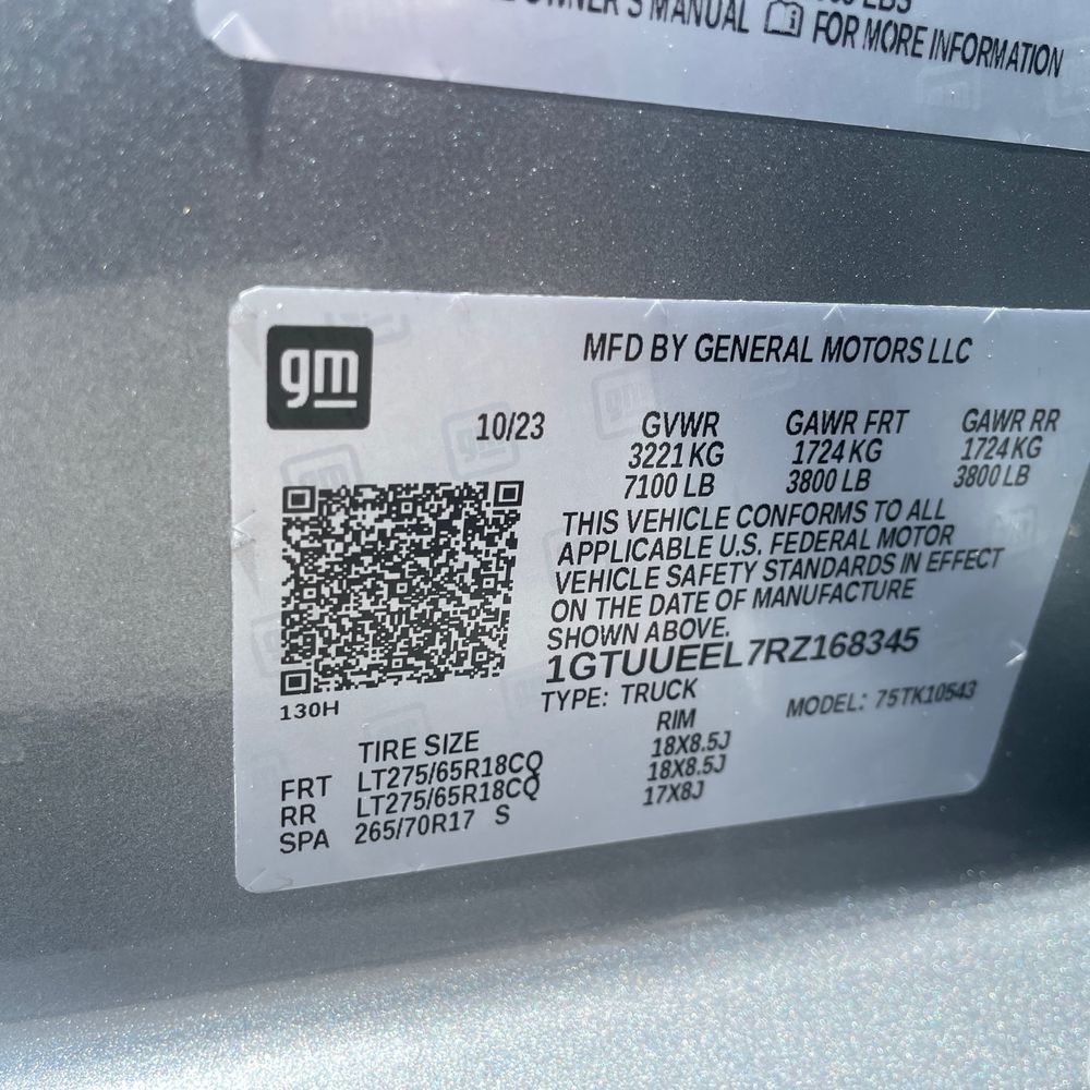 2024 GMC Sierra 1500 AT4