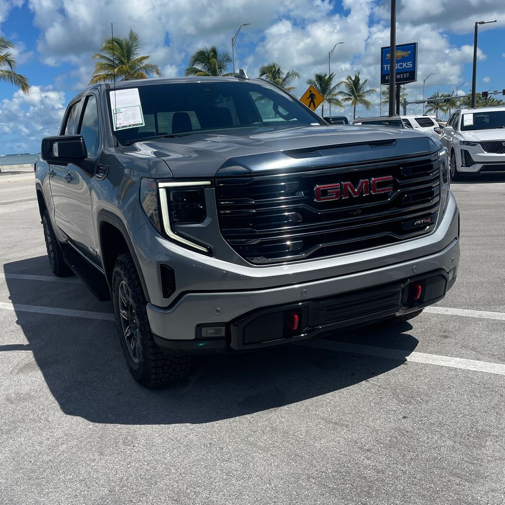2024 GMC Sierra 1500 AT4