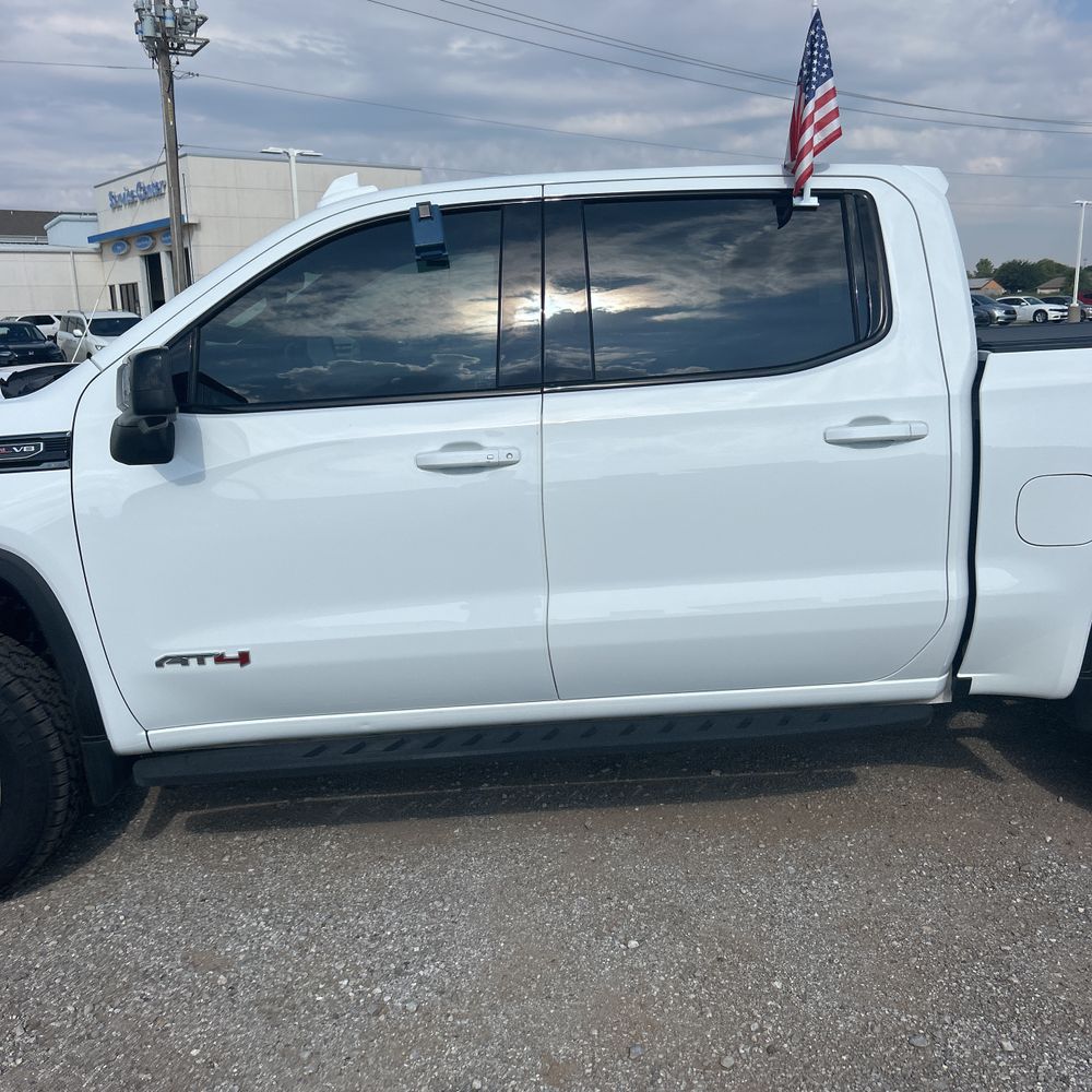 2023 GMC Sierra 1500 AT4