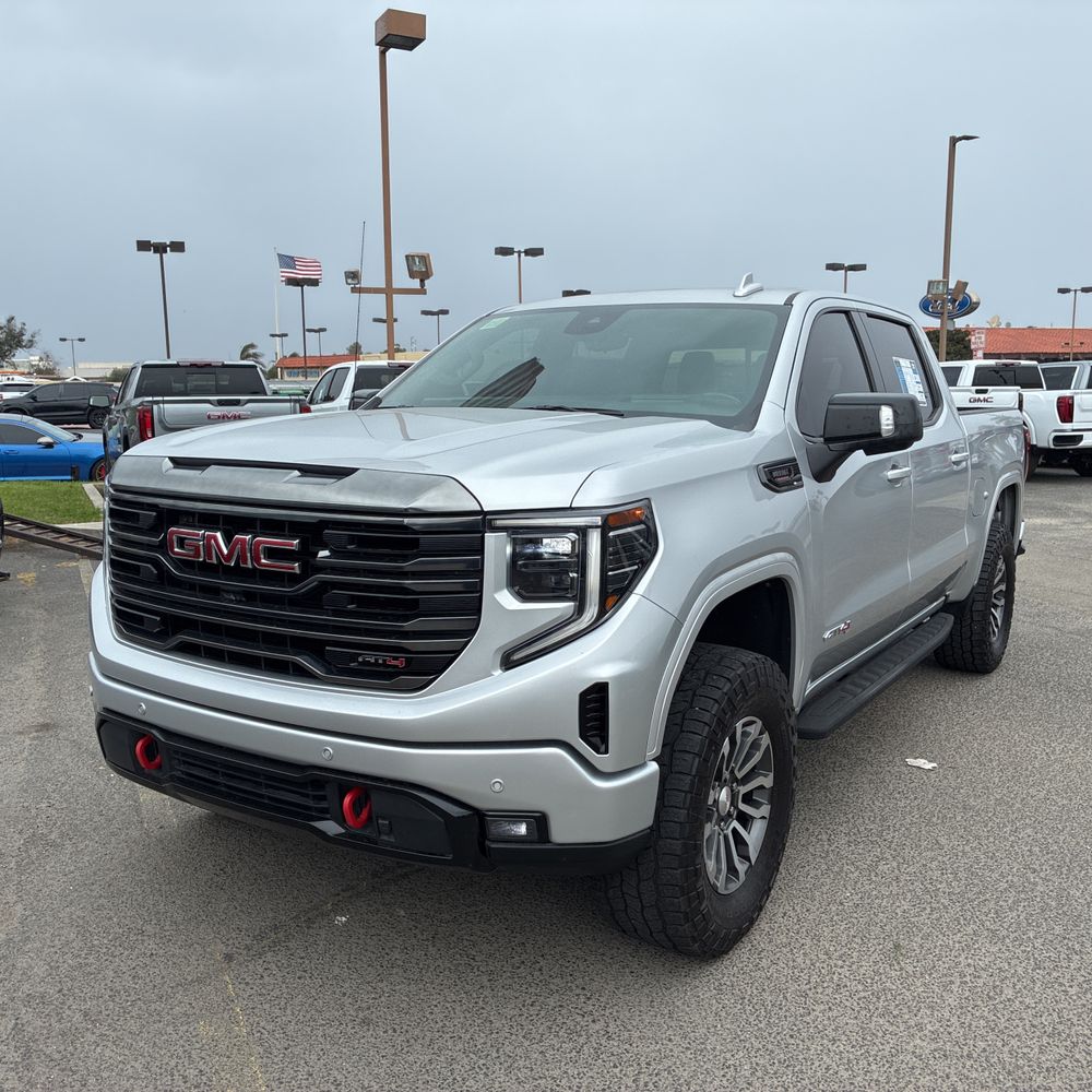 2022 GMC Sierra 1500 AT4