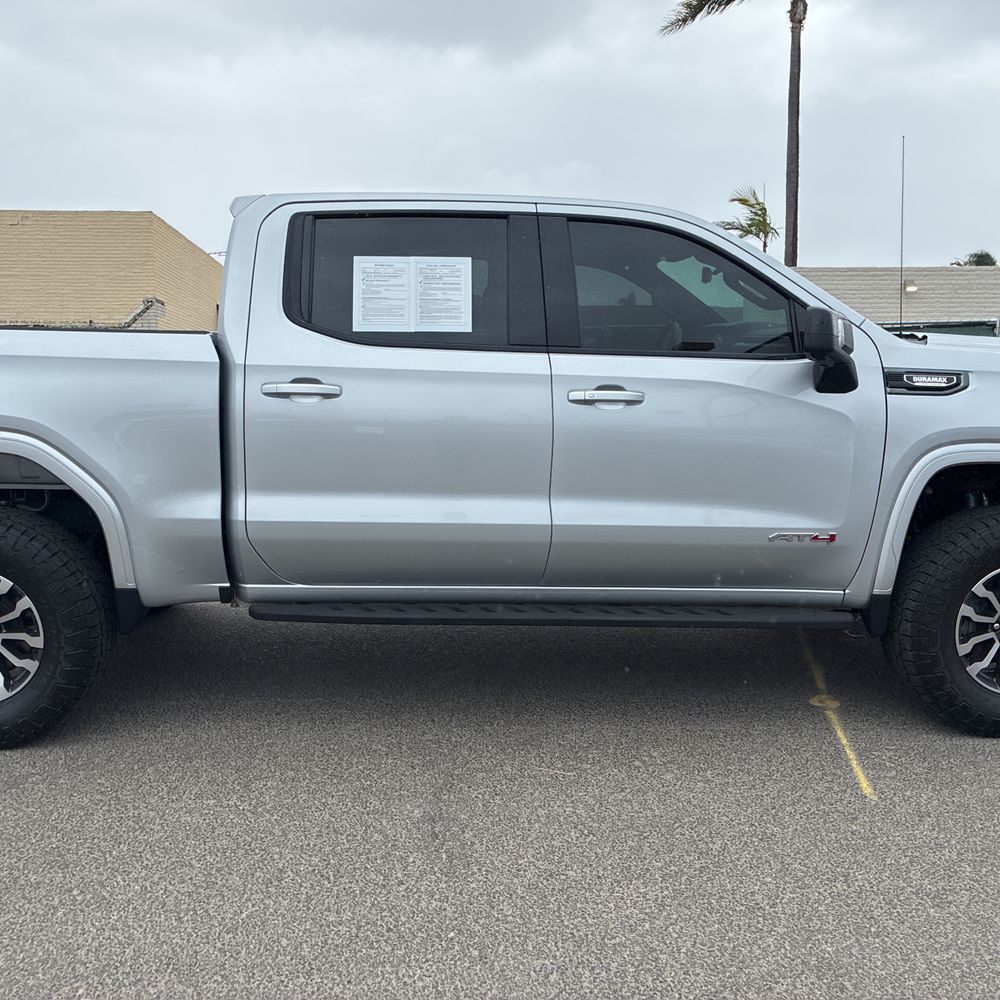 2022 GMC Sierra 1500 AT4
