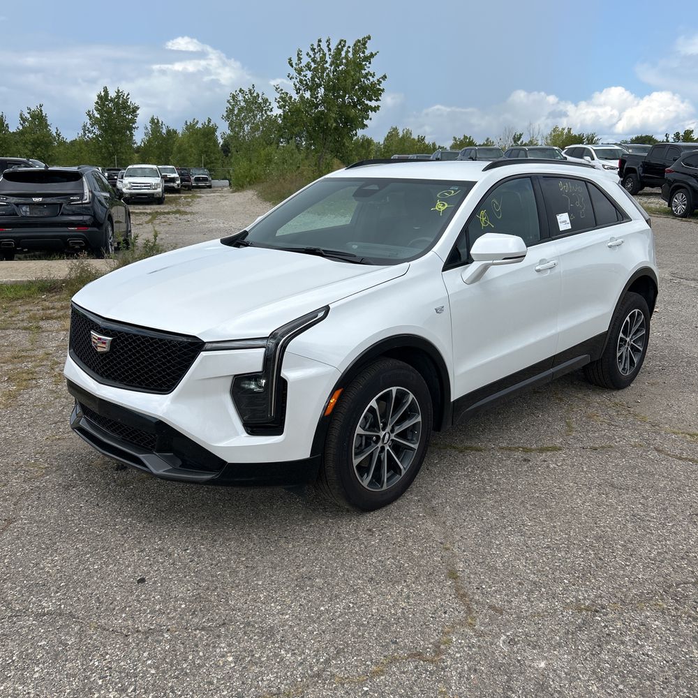 2024 Cadillac XT4 Sport