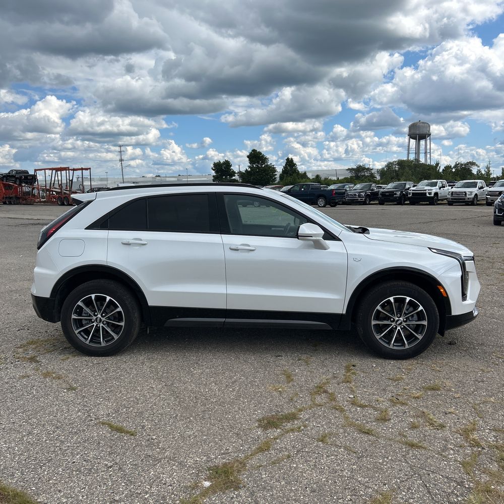 2024 Cadillac XT4 Sport