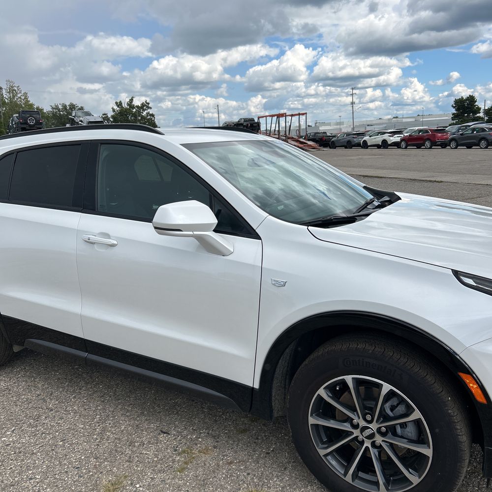 2024 Cadillac XT4 Sport