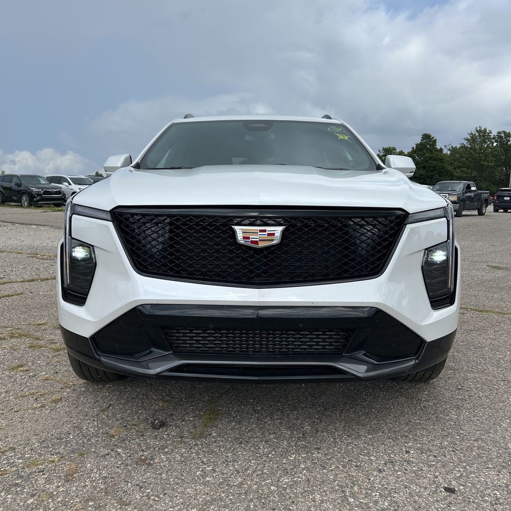 2024 Cadillac XT4 Sport