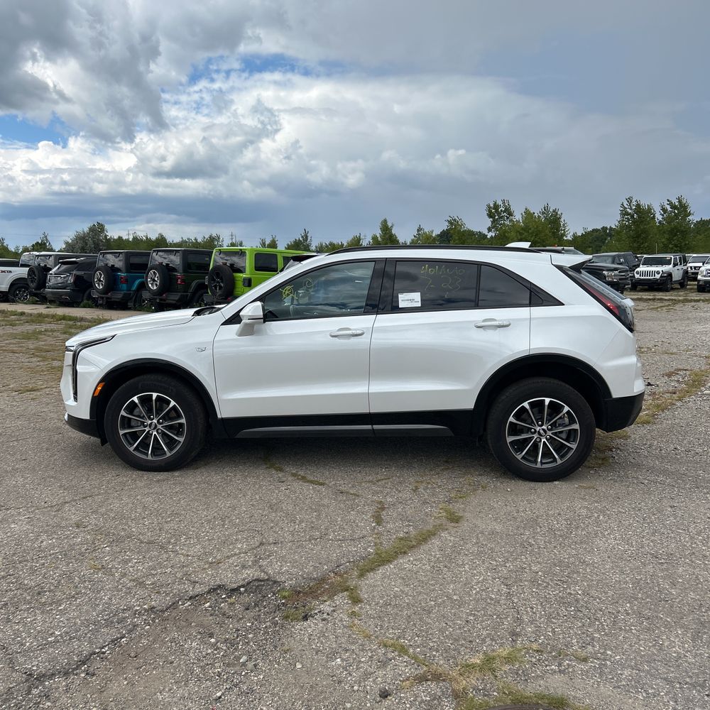 2024 Cadillac XT4 Sport