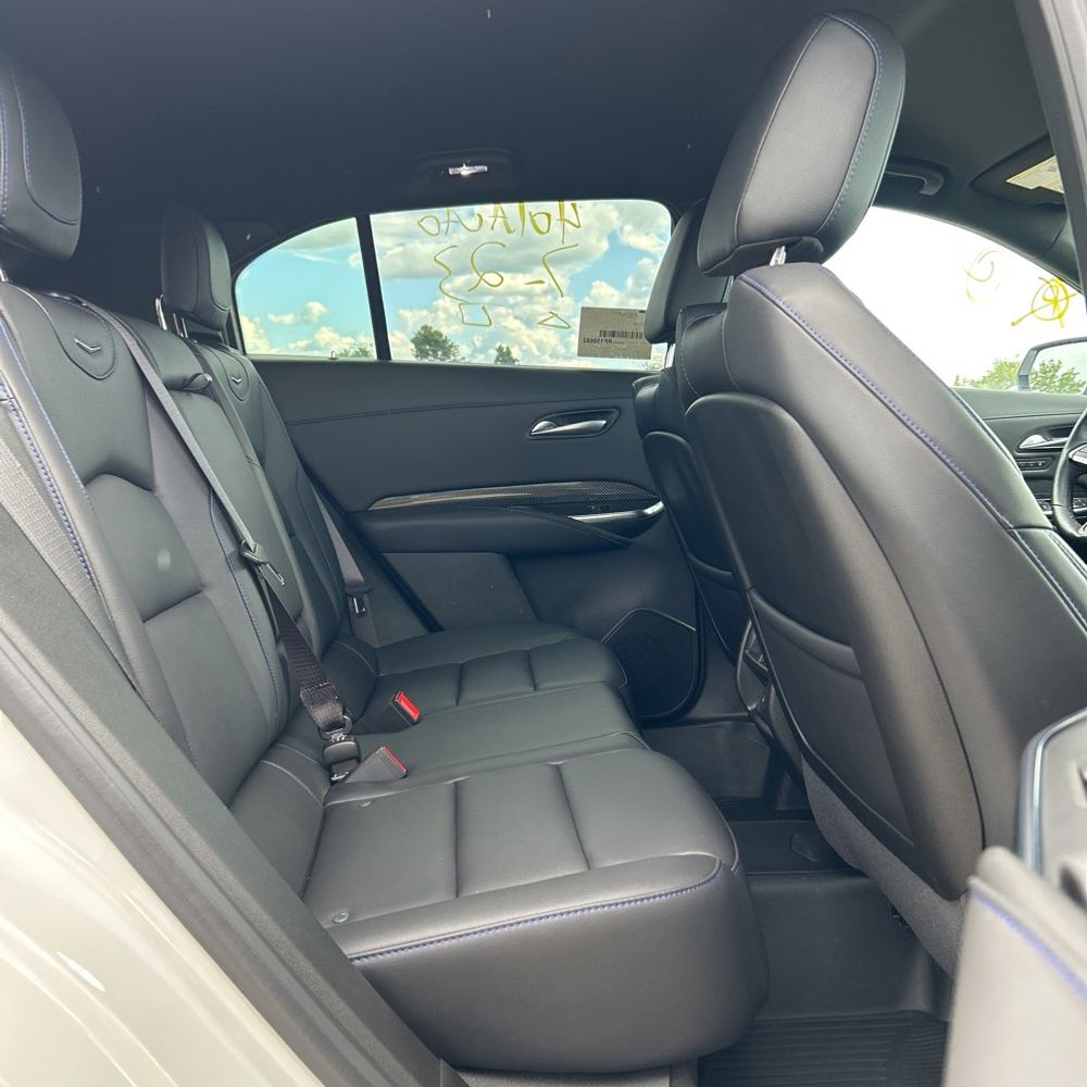 2024 Cadillac XT4 Sport