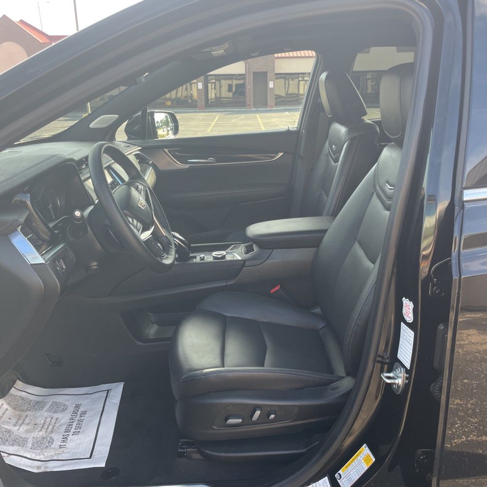 2025 Cadillac XT5 Premium Luxury