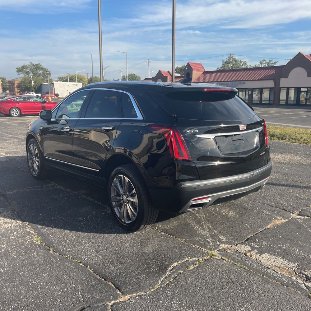 2025 Cadillac XT5 Premium Luxury