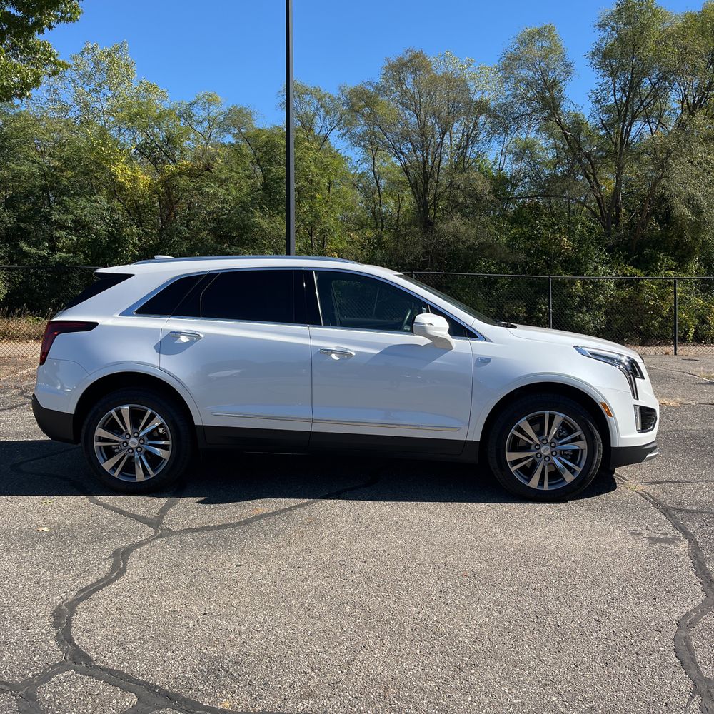2025 Cadillac XT5 Premium Luxury