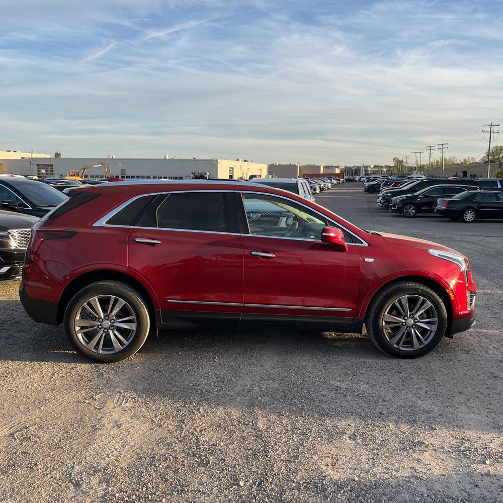2024 Cadillac XT5 Premium Luxury