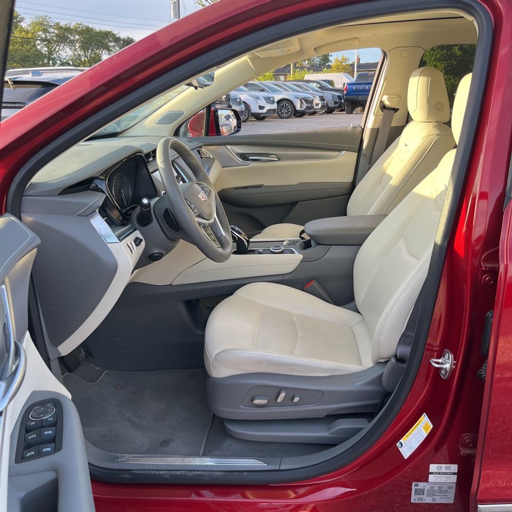 2024 Cadillac XT5 Premium Luxury