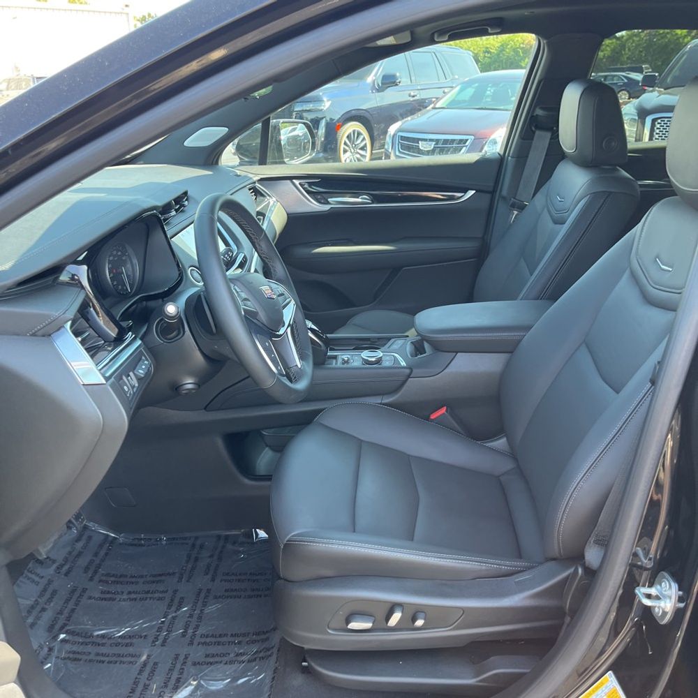 2025 Cadillac XT5 Premium Luxury