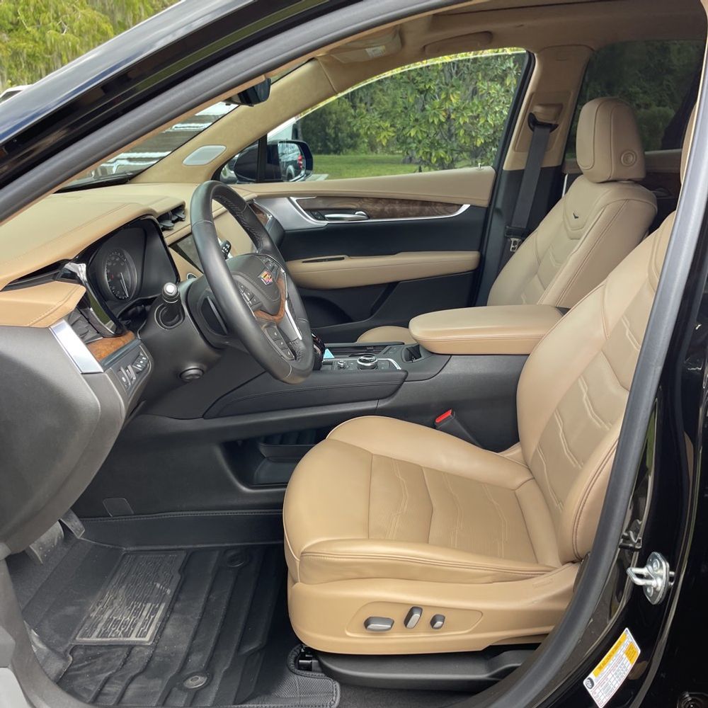 2024 Cadillac XT5 Premium Luxury