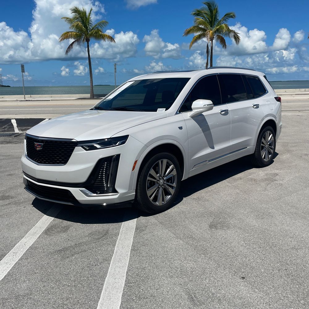 2025 Cadillac XT6 Premium Luxury
