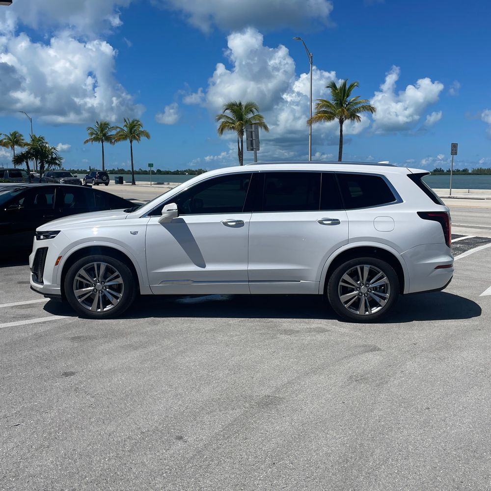 2025 Cadillac XT6 Premium Luxury