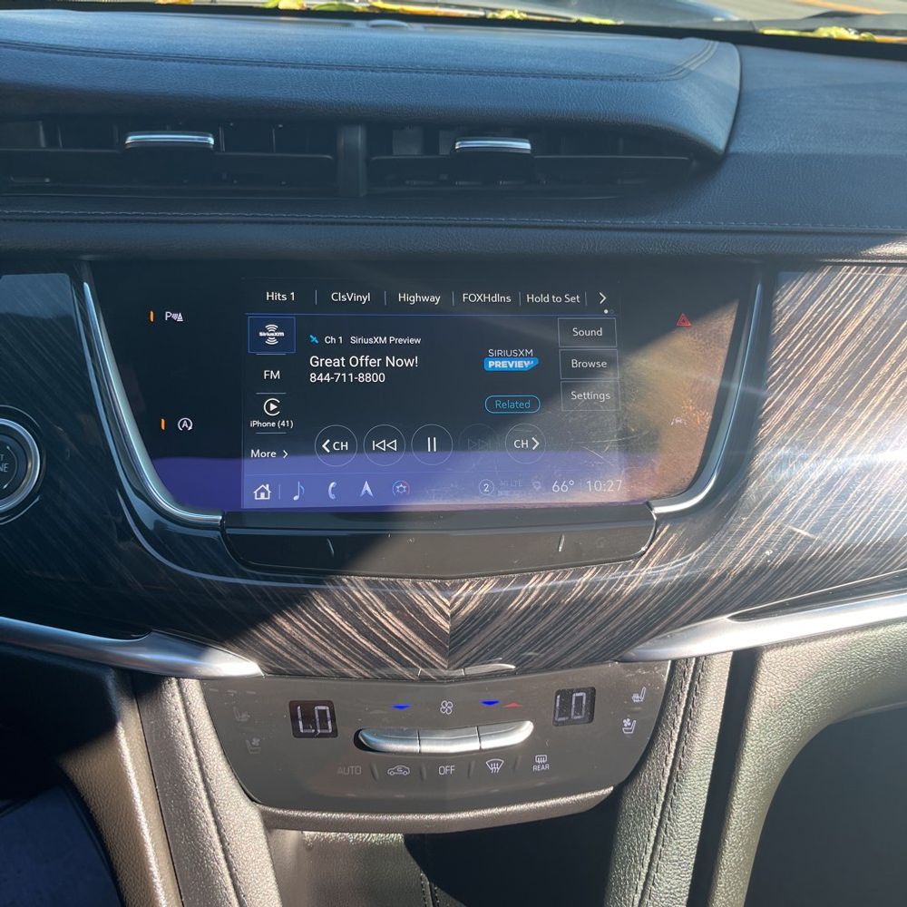 2025 Cadillac XT6 Premium Luxury