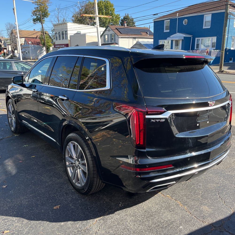 2025 Cadillac XT6 Premium Luxury
