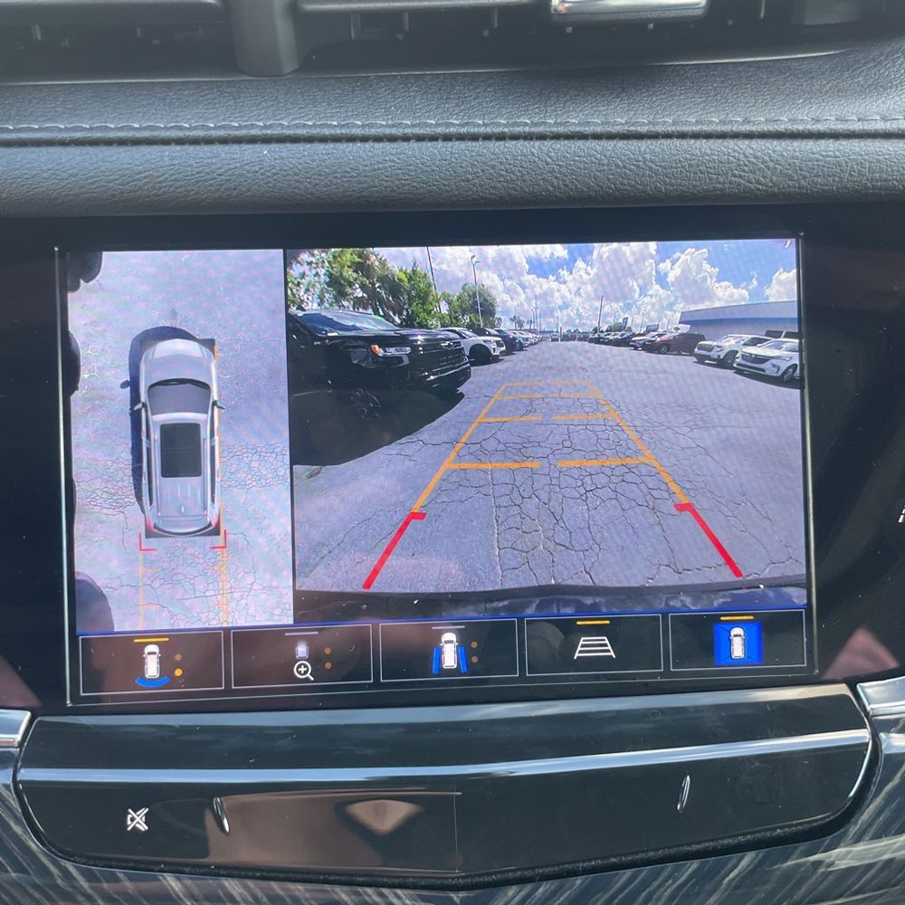 2025 Cadillac XT6 Premium Luxury