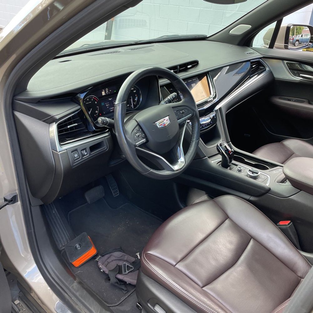 2023 Cadillac XT6 Premium Luxury