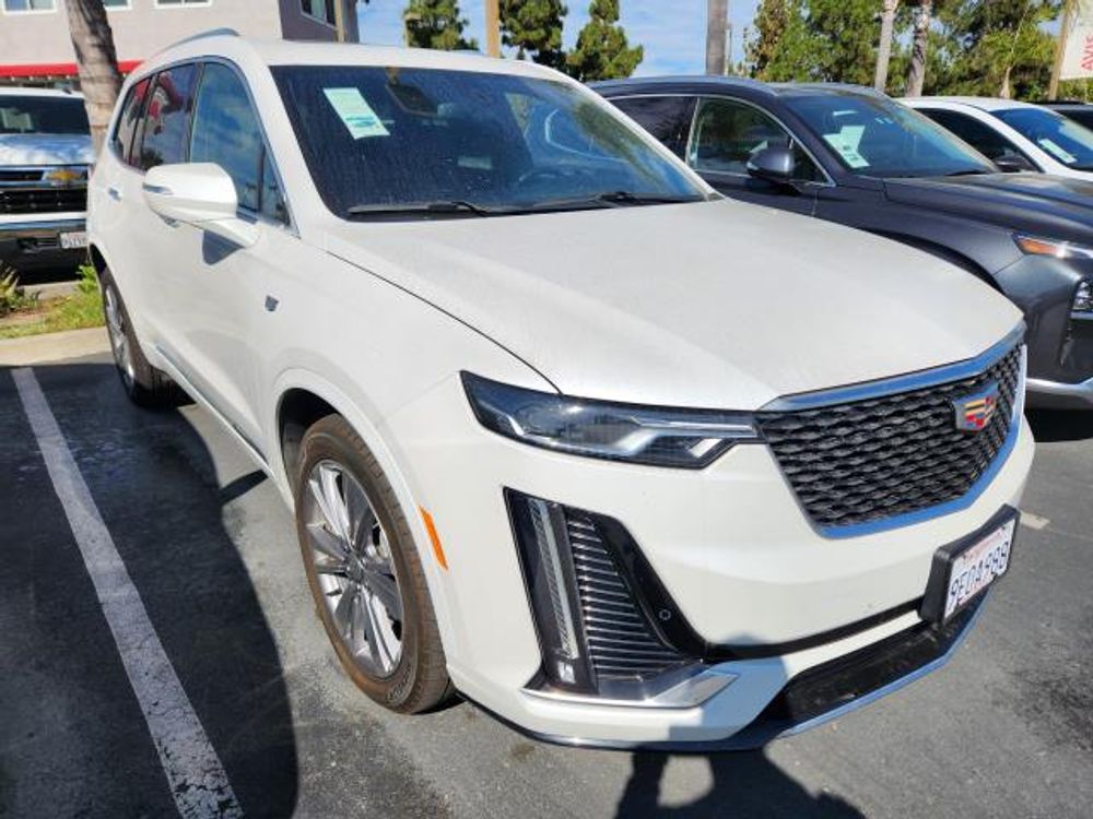 2023 Cadillac XT6 AWD Premium Luxury