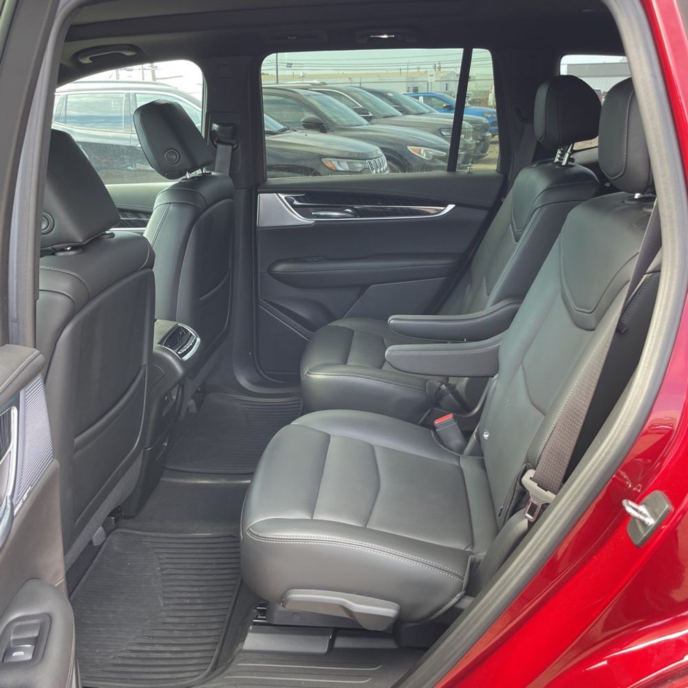 2024 Cadillac XT6 Premium Luxury