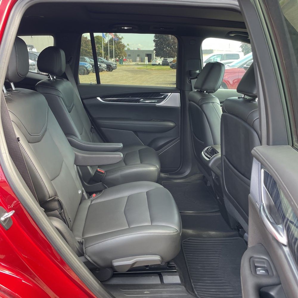 2024 Cadillac XT6 Premium Luxury