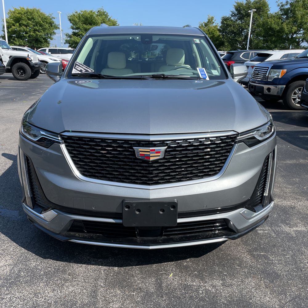 2024 Cadillac XT6 Premium Luxury