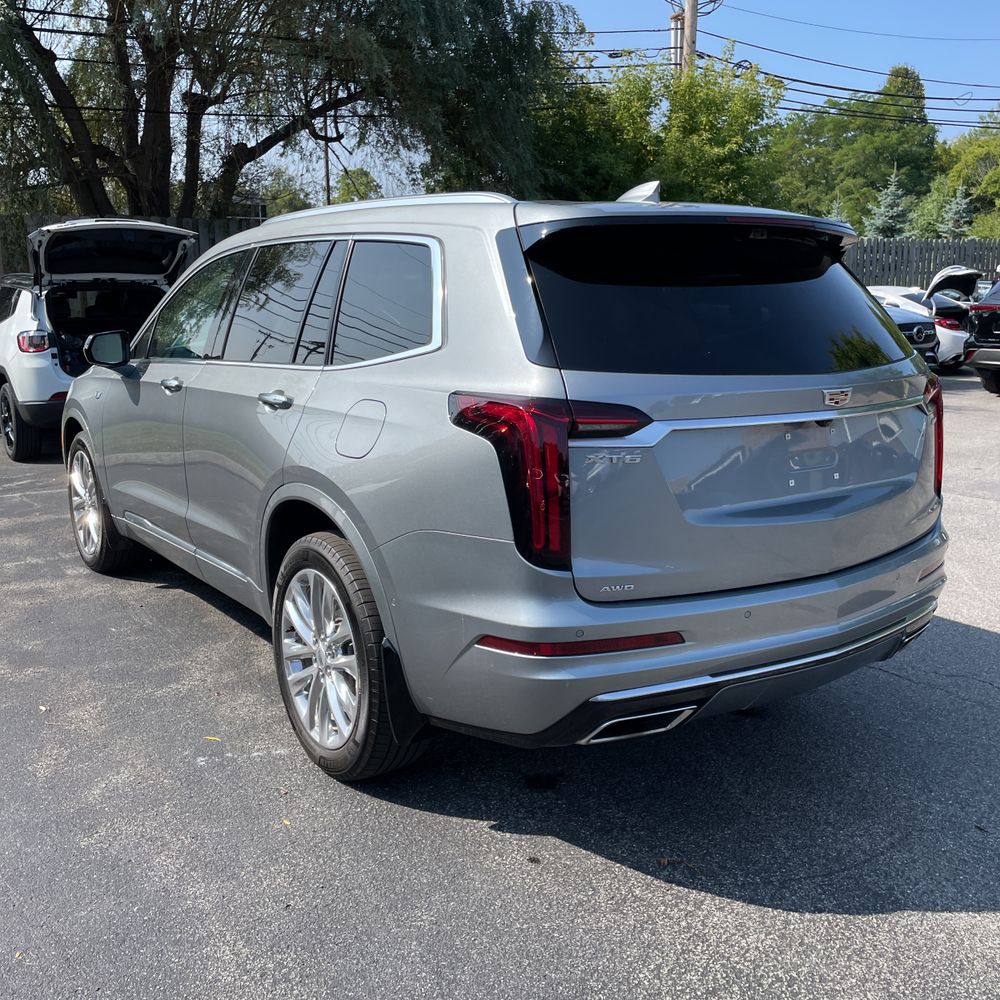 2024 Cadillac XT6 Premium Luxury
