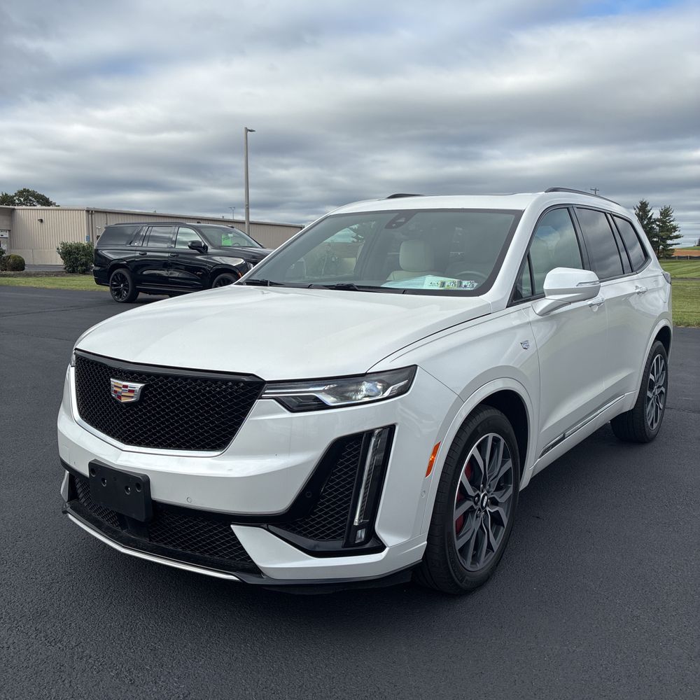 2022 Cadillac XT6 Sport