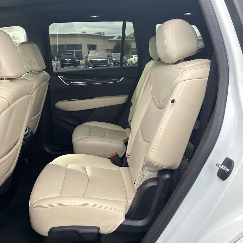 2022 Cadillac XT6 Sport