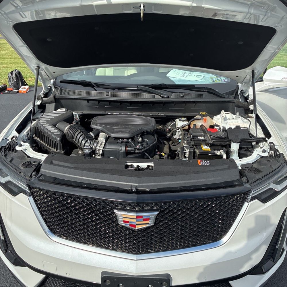 2022 Cadillac XT6 Sport