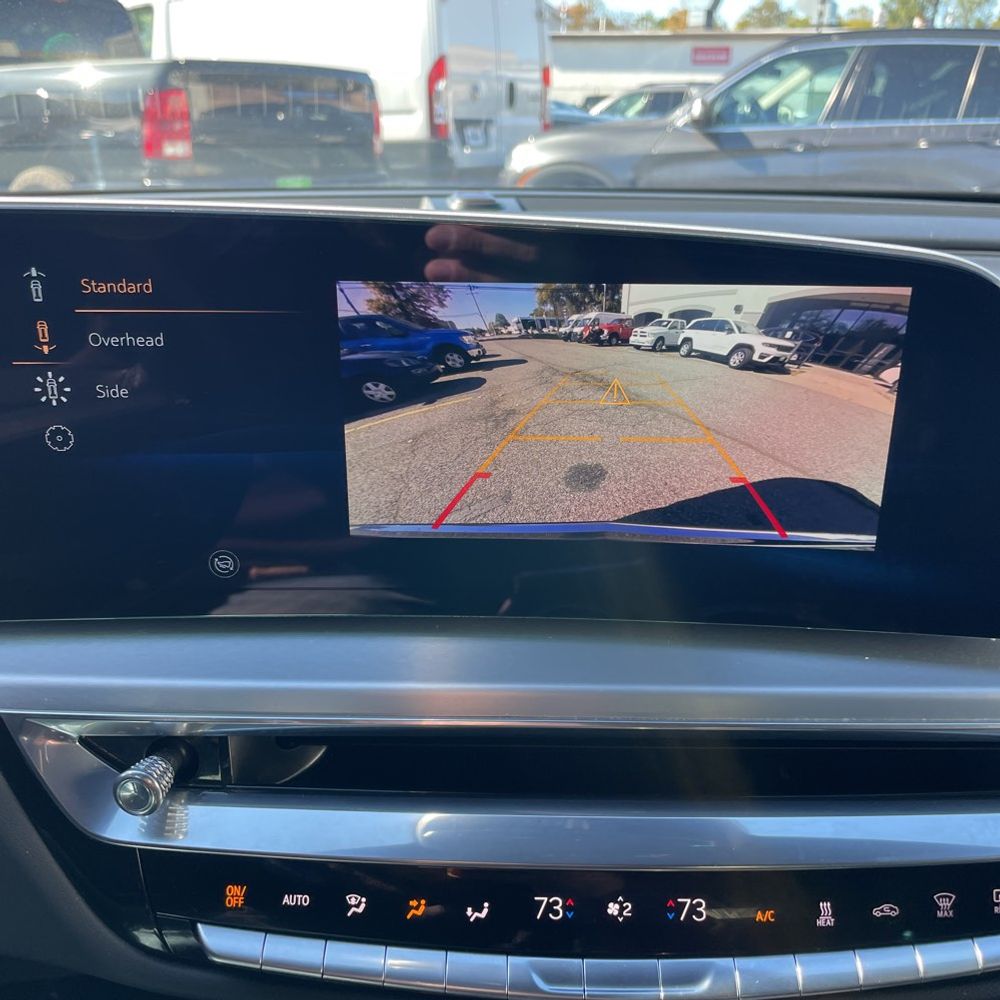 2024 Cadillac LYRIQ Luxury 1