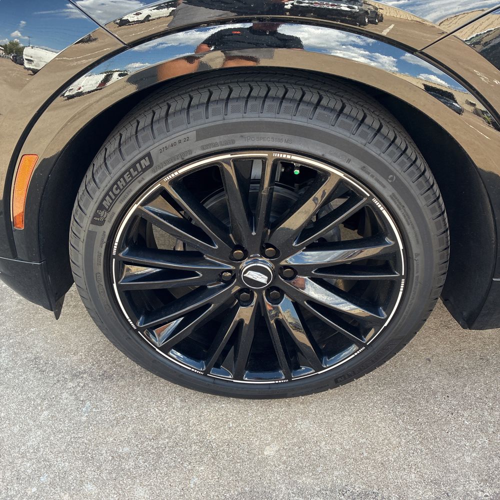 2024 Cadillac LYRIQ Sport 1