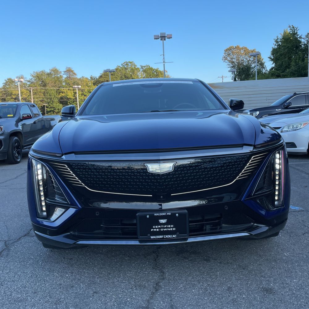 2024 Cadillac LYRIQ Sport 1
