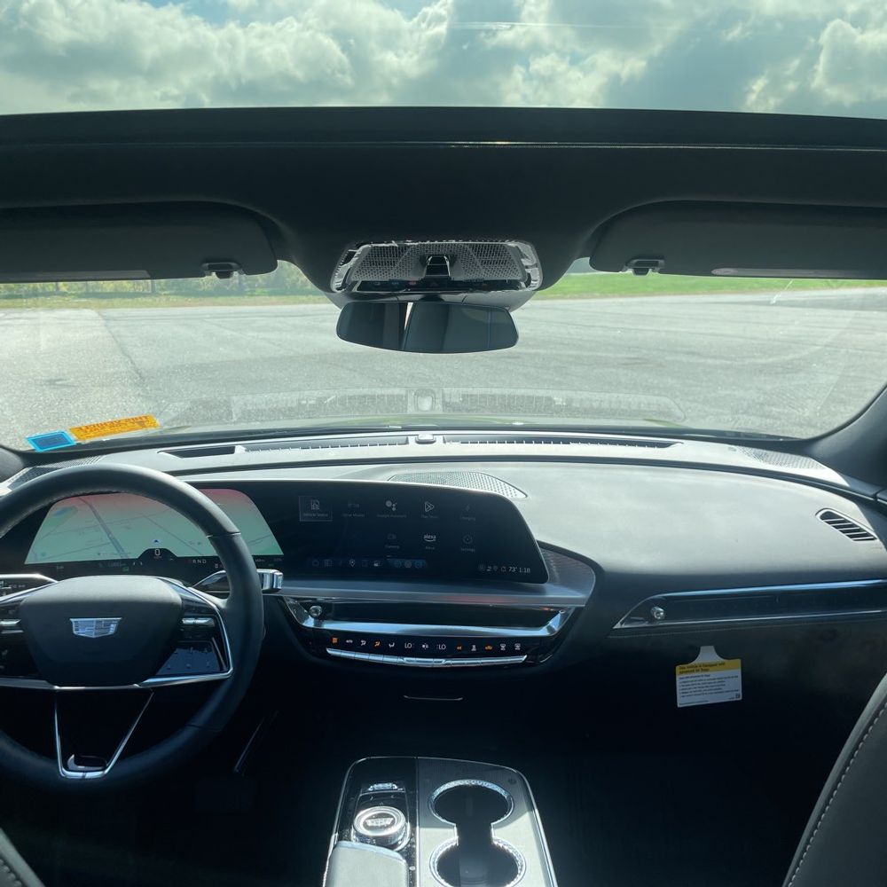 2025 Cadillac Lyriq Sport 1