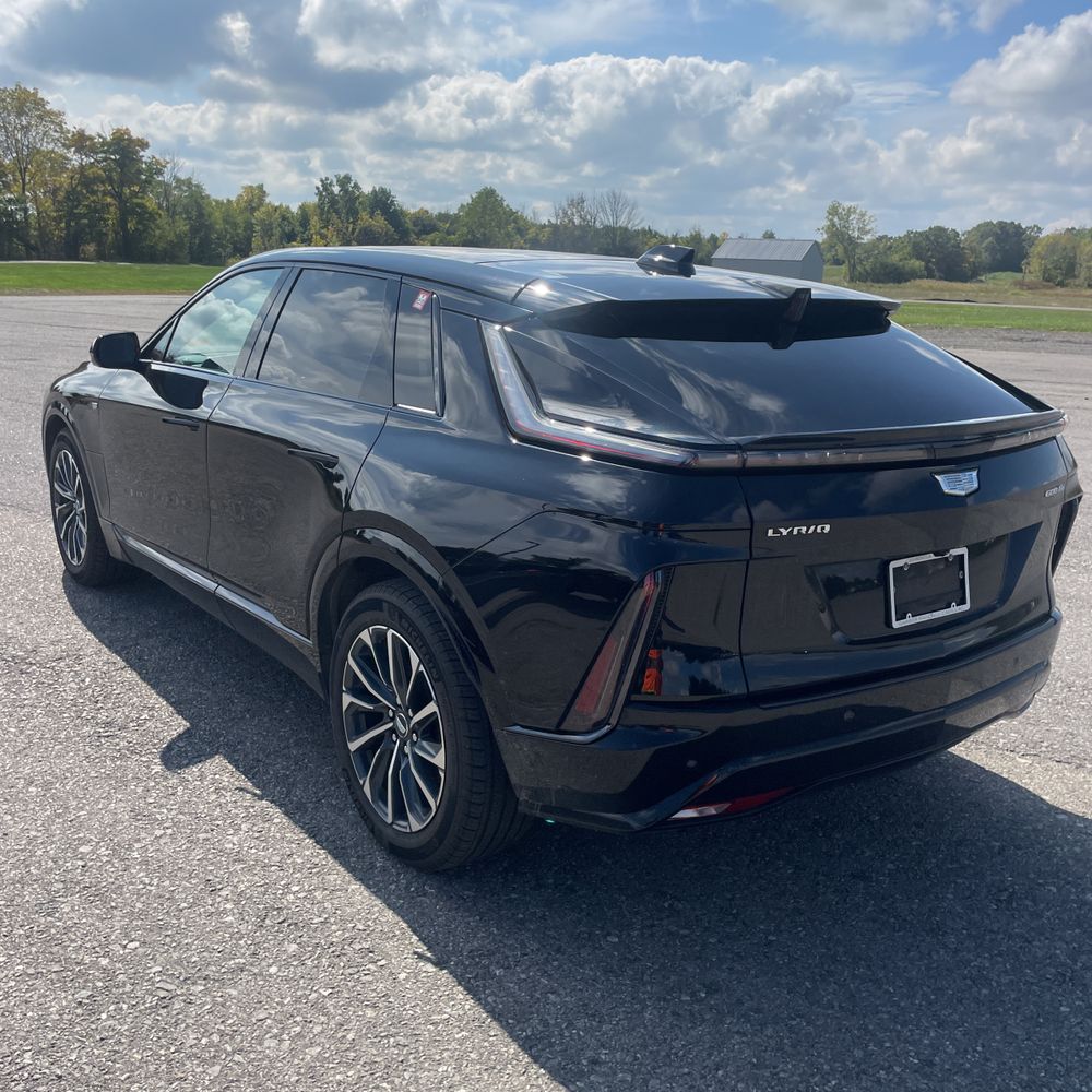 2025 Cadillac Lyriq Sport 1